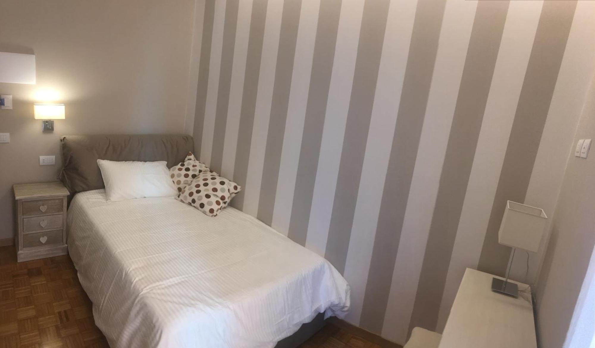 Robin Rooms Montegranaro Eksteriør bilde