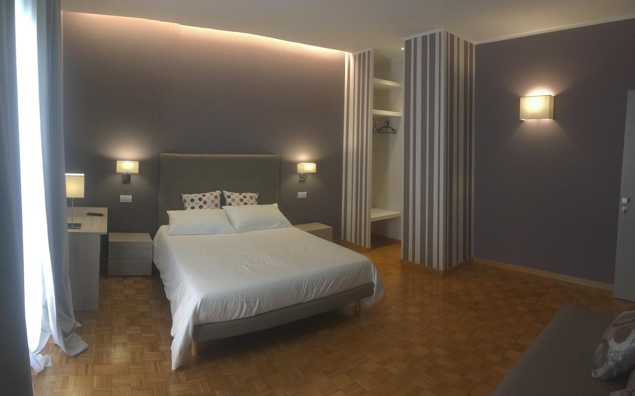 Robin Rooms Montegranaro Eksteriør bilde