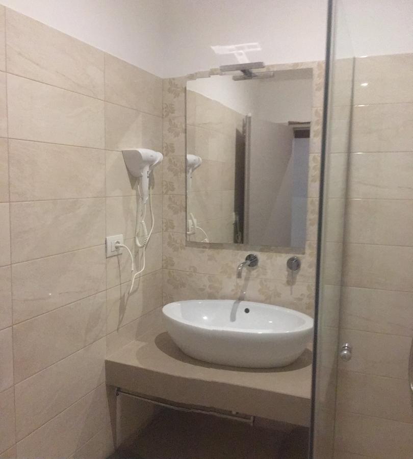 Robin Rooms Montegranaro Eksteriør bilde